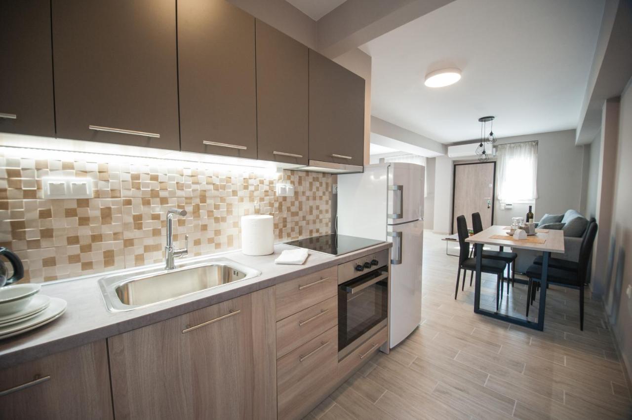 Niki'S Apartments Peraia  Luaran gambar